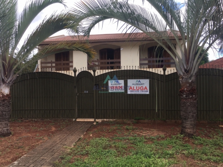 SOBRADO A VENDA NA VILA YOLANDA