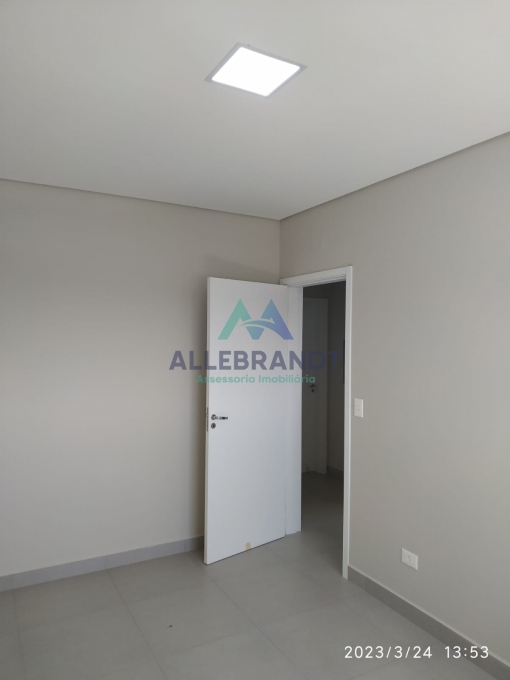 APARTAMENTO EDIFÍCIO ESMERALDA