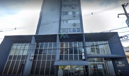 APARTAMENTO À VENDA NO EDIFÍCIO BANESTADO