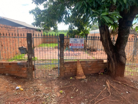 TERRENO Á VENDA NO JARDIM ITAIPU