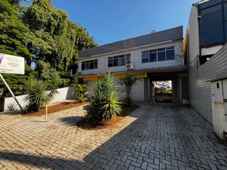 SALA COMERCIAL PARA LOCAÇÃO NO CENTRO