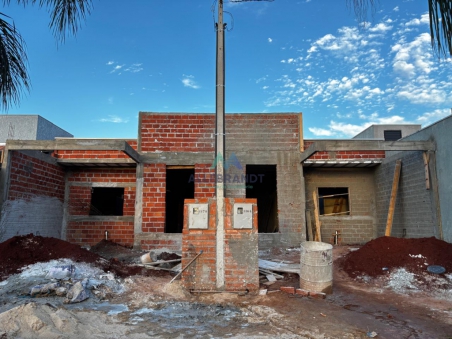 CASAS À VENDA NO JARDIM DAS OLIVEIRAS...