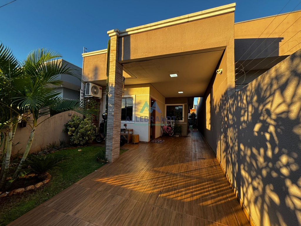 CASA À VENDA NO PORTAL DA FOZ