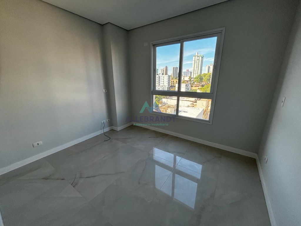 APARTAMENTO Á VENDA NO EDIFÍCIO ELEGANCE TOWER