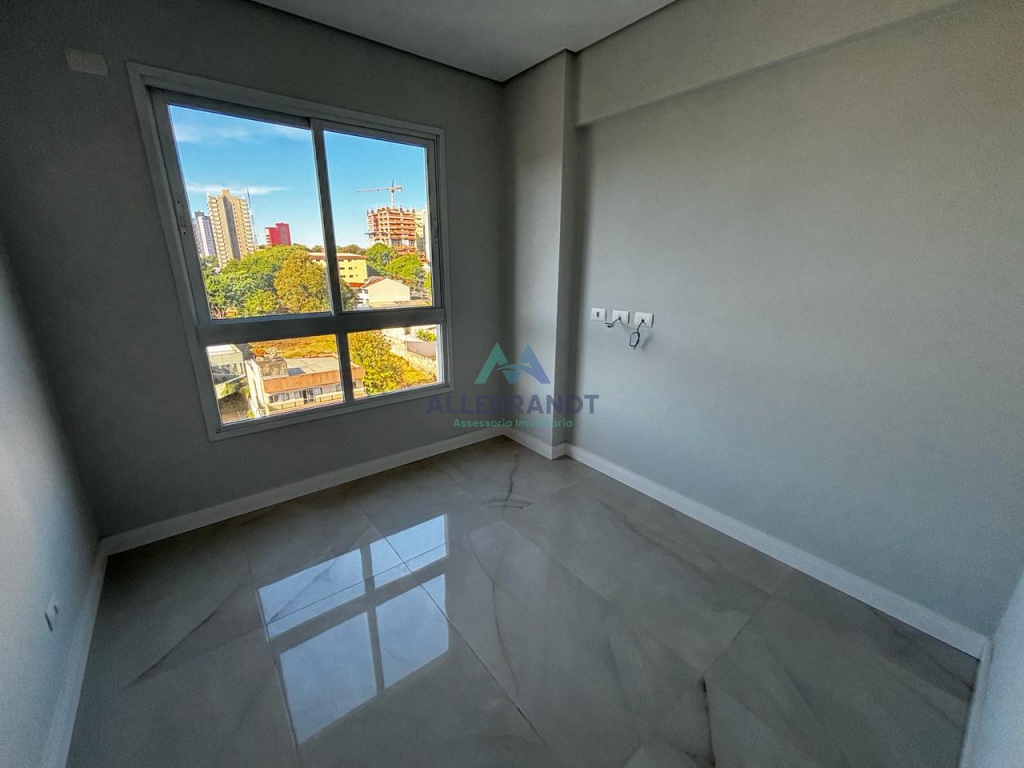 APARTAMENTO Á VENDA NO EDIFÍCIO ELEGANCE TOWER