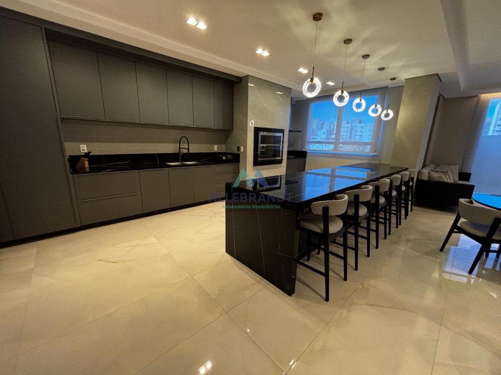 APARTAMENTO Á VENDA NO EDIFÍCIO ELEGANCE TOWER