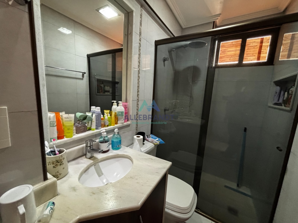APARTAMENTO À VENDA NO CONDOMÍNIO RESIDENCIAL SULTAN