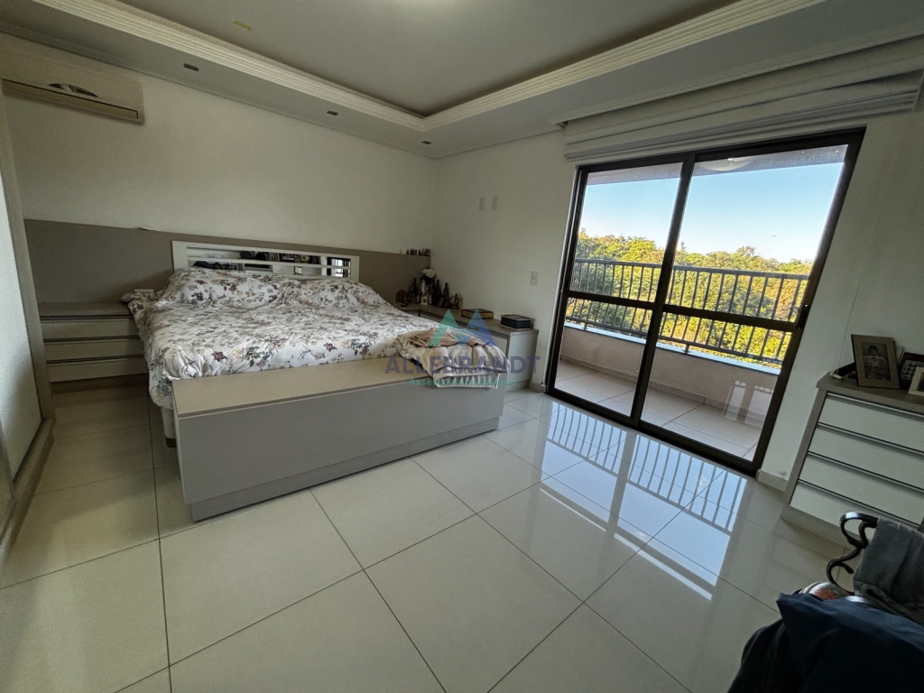 APARTAMENTO À VENDA NO CONDOMÍNIO RESIDENCIAL SULTAN