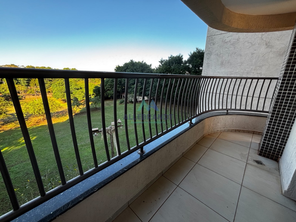 APARTAMENTO À VENDA NO CONDOMÍNIO RESIDENCIAL SULTAN
