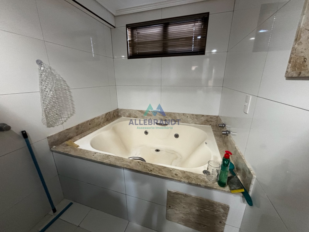 APARTAMENTO À VENDA NO CONDOMÍNIO RESIDENCIAL SULTAN
