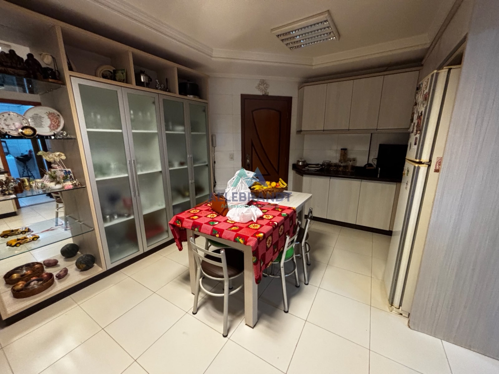 APARTAMENTO À VENDA NO CONDOMÍNIO RESIDENCIAL SULTAN
