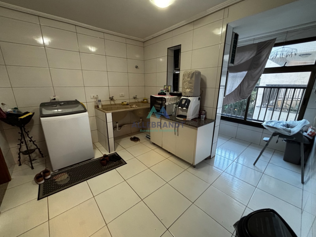 APARTAMENTO À VENDA NO CONDOMÍNIO RESIDENCIAL SULTAN