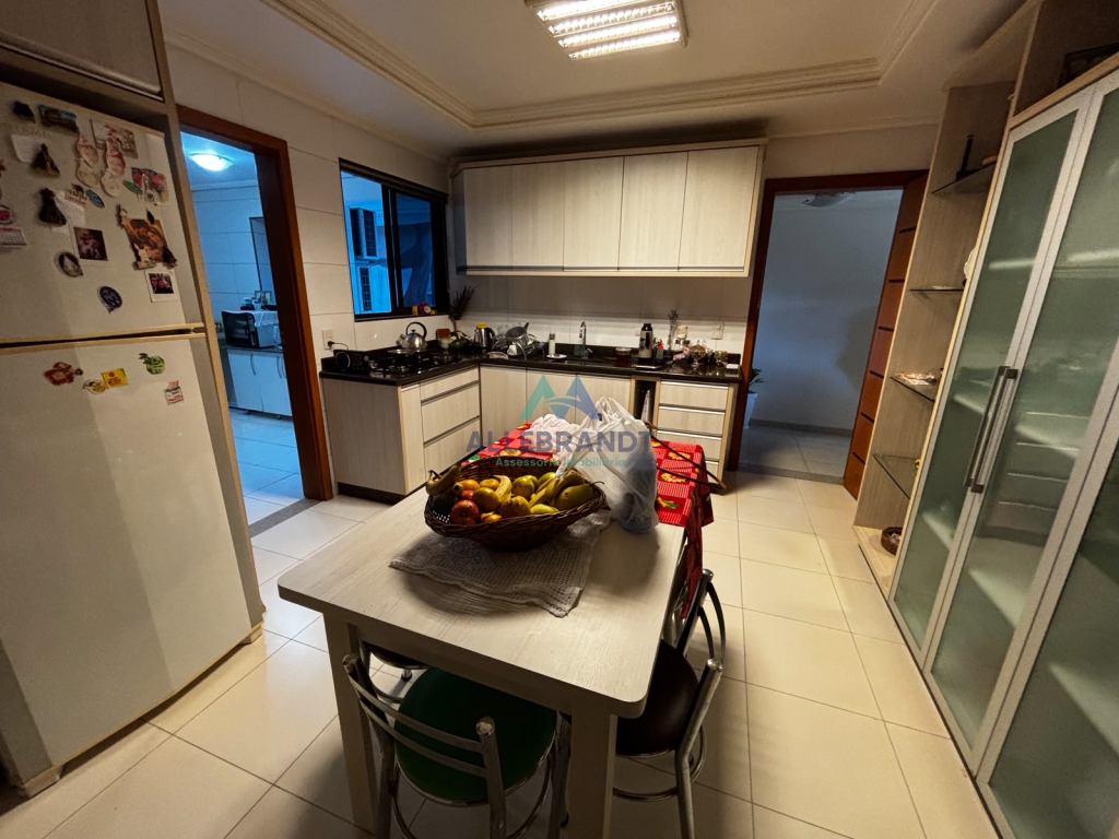 APARTAMENTO À VENDA NO CONDOMÍNIO RESIDENCIAL SULTAN