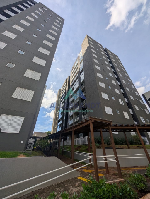 APARTAMENTOS À VENDA NO RESIDENCIAL ROYAL LEGACY