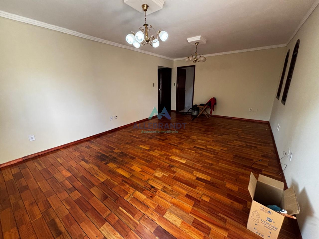 SOBRADO À VENDA NO BELVEDERE II
