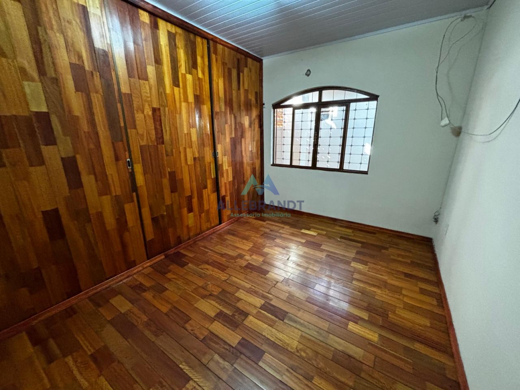 SOBRADO À VENDA NO BELVEDERE II
