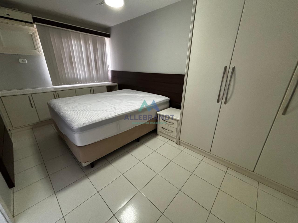 APARTAMENTO MOBILIADO À VENDA NO EDIFÍCIO RESIDENCIAL VIVALDI