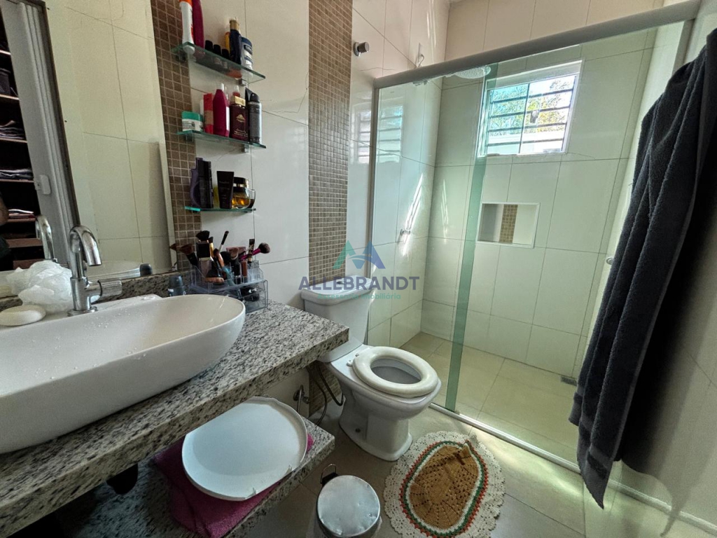 CASA À VENDA NO JARDIM AMÉRICA