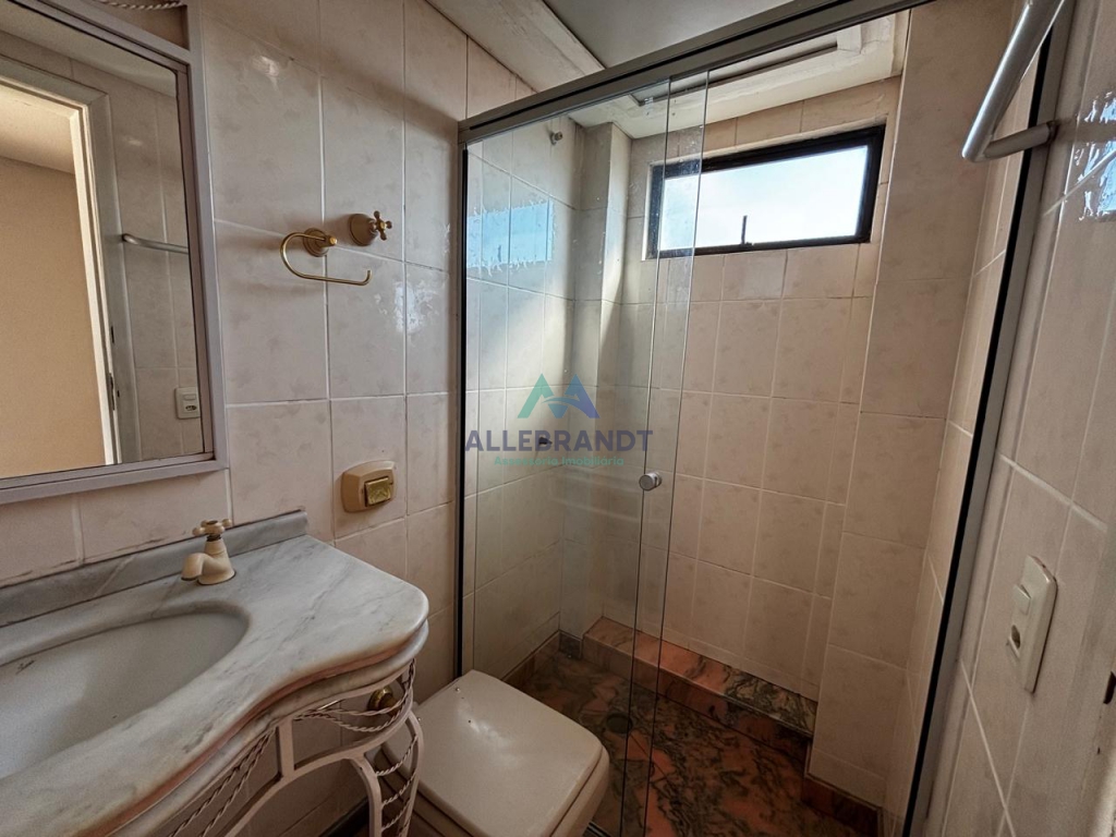 APARTAMENTO DUPLEX (COBERTURA) À VENDA NO EDIFÍCIO GREEN FOREST