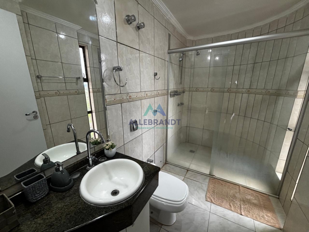 APARTAMENTO MOBILIADO PARA LOCAÇÃO E VENDA NO CONDOMÍNIO RESIDENCIAL FLAMINGO